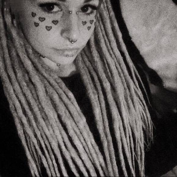 Meet your Posher, Elisabeth - Picture 1 of 1